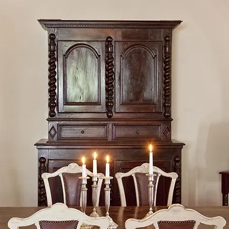 Lava & Lounge Fira (Santorini)