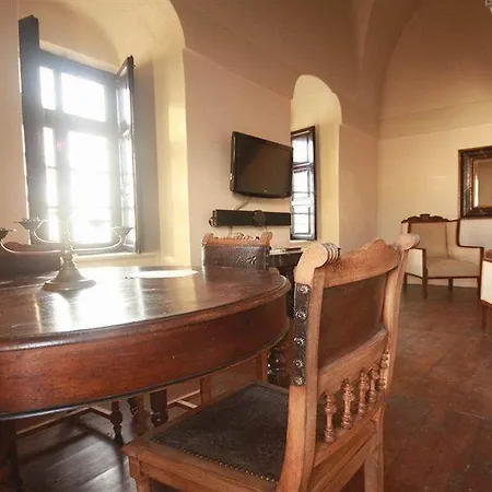 Apart-hotel Lava & Lounge