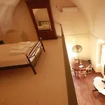 Lava & Lounge 3* Fira (Santorini)