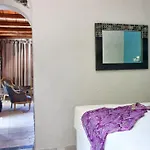Lava & Lounge 3*