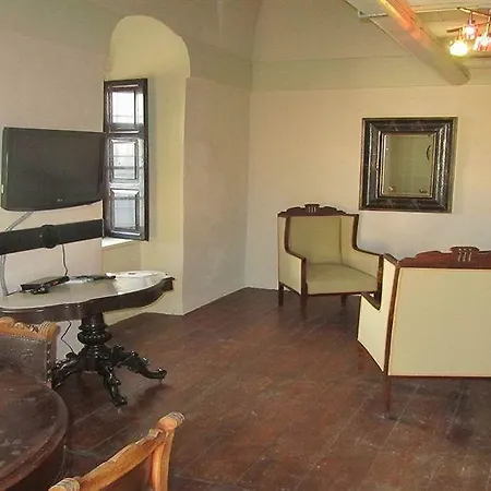 Lava & Lounge 3* Fira (Santorini)