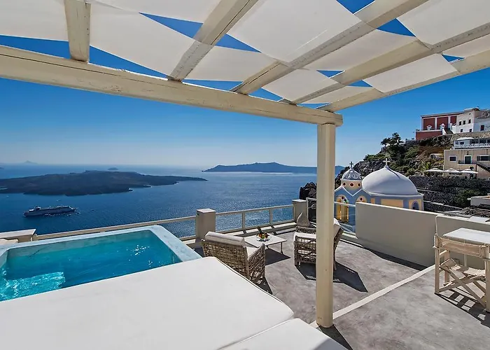 Lava & Lounge Aparthotel Fira (Santorini)