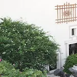 아파트호텔 Lava & Lounge 산토리니