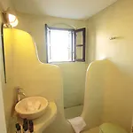 Lava & Lounge 公寓式酒店 3*