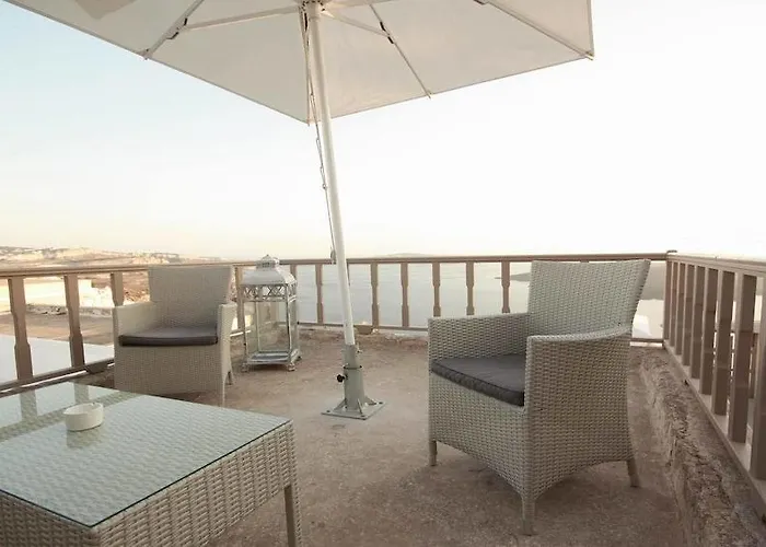 Apartahotel Lava & Lounge Fira (Santorini)