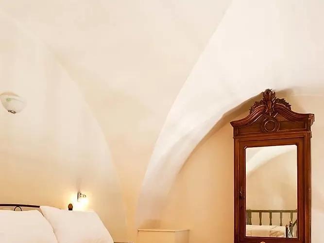 Apartahotel Lava & Lounge 3*