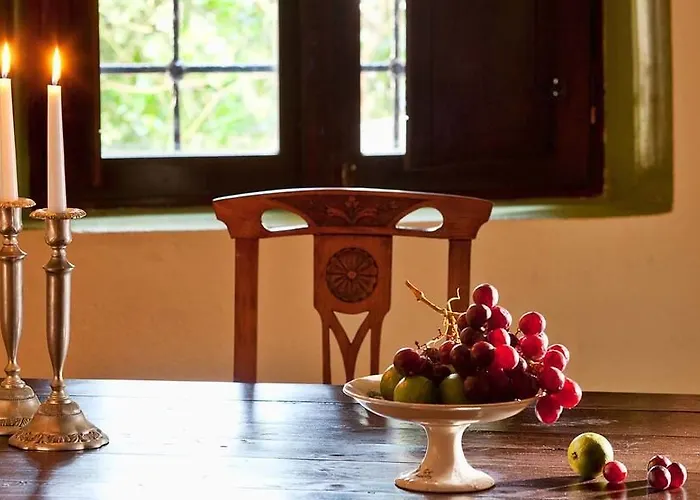 Lava & Lounge Apartahotel Fira (Santorini)